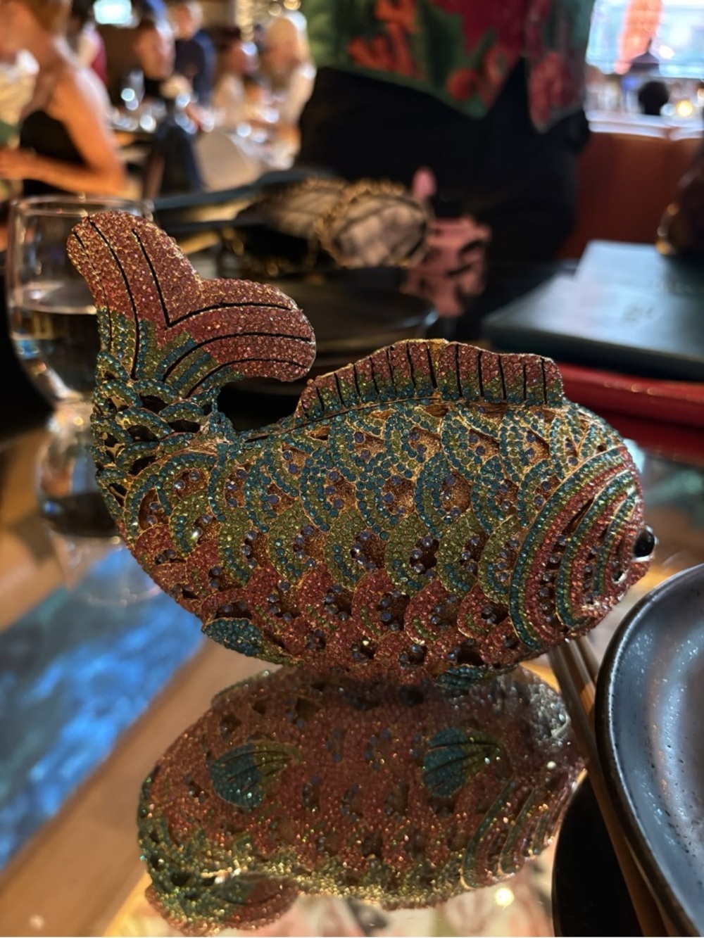 Fish Clutch Crystal Embellished ✨🧚♀️